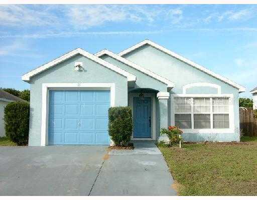 227 Rollins Dr., Davenport, FL 33837