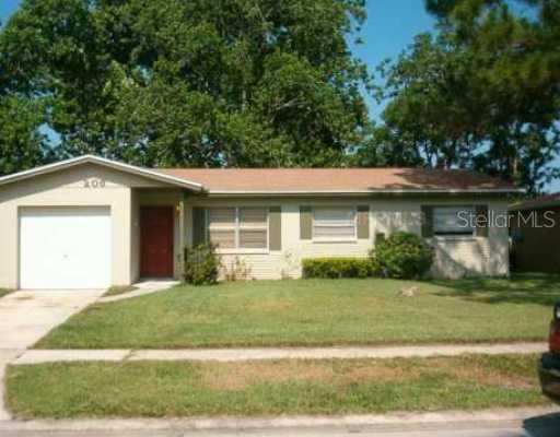 206 Charles St., Winter Springs, FL 32708