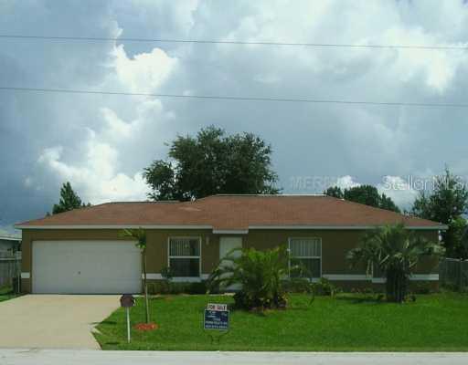 305 Edgewood Ct., Poinciana, FL 34759