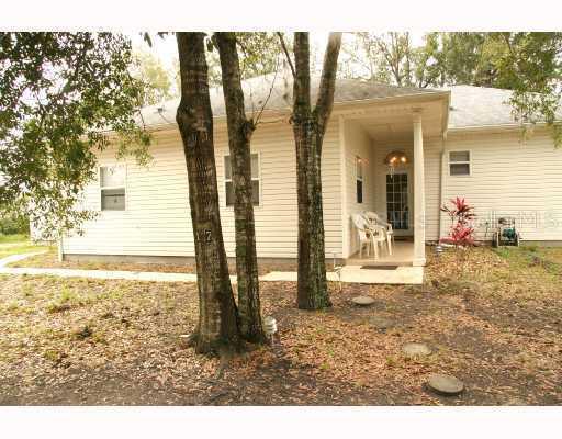 157 E 9th St., Chuluota, FL 32766