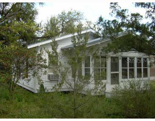 70 Lawton Ave., Oviedo, FL 32765