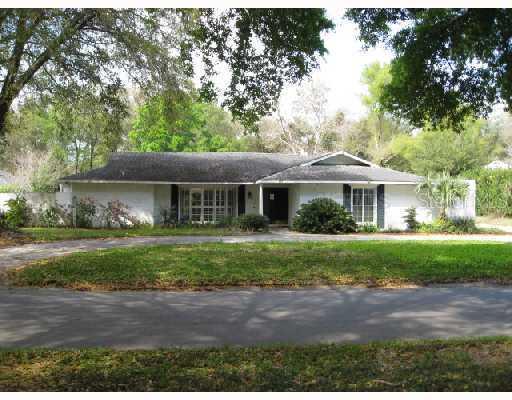 858 Errol Pkwy., Apopka, FL 32712