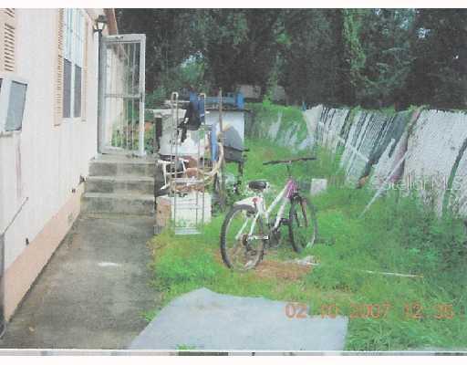 327 1st St., Orlando, FL 32824