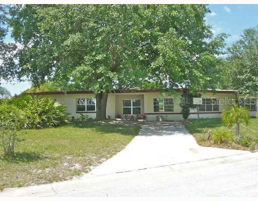 371 E 5th St., Chuluota, FL 32766