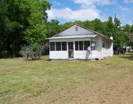 56 Wafford St., Umatilla, FL 32784