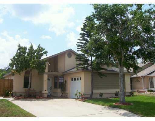 206 Olivewood Ct., Kissimmee, FL 34743