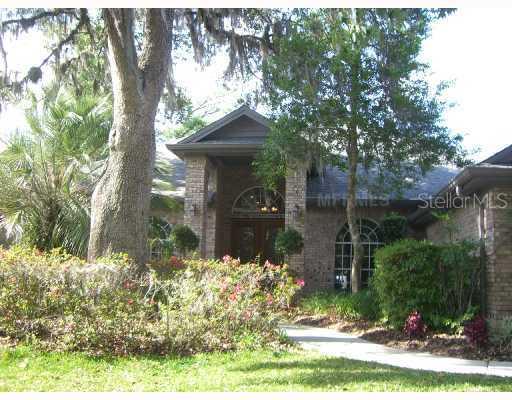 604 W Palm Valley Dr., Oviedo, FL 32765