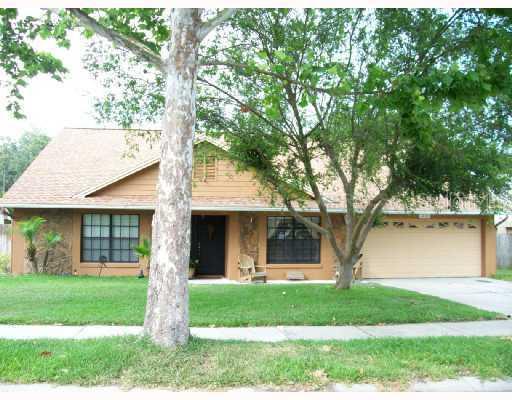 1013 Gould Pl., Oviedo, FL 32765