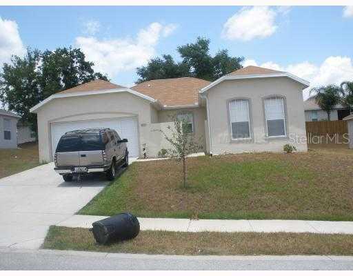 427 Ryans Ridge Ave., Eustis, FL 32726