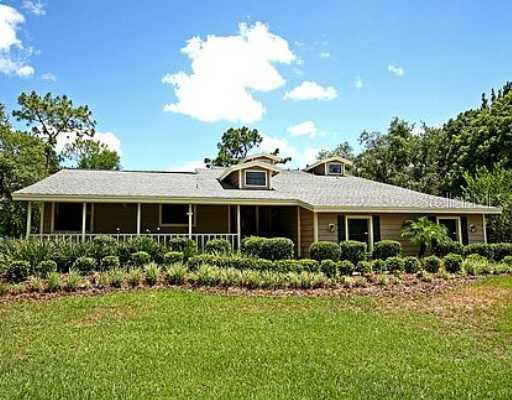 207 Michael Dr., Oviedo, FL 32765