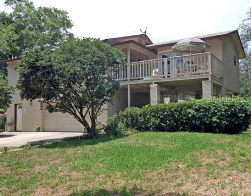 938 Pine St., Oviedo, FL 32765