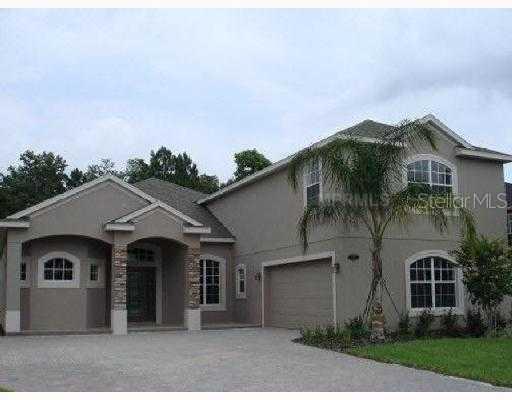 698 Comanche St., Oviedo, FL 32765