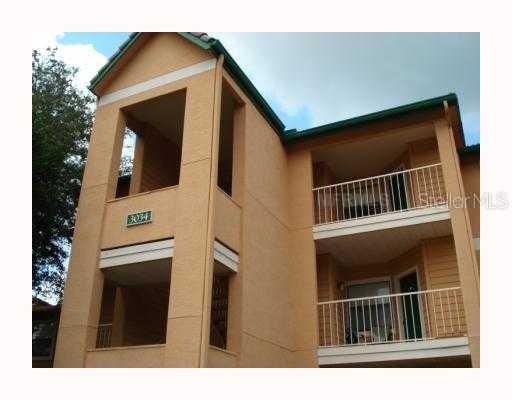 3016 Parkway Blvd. #303, Kissimmee, FL 34747