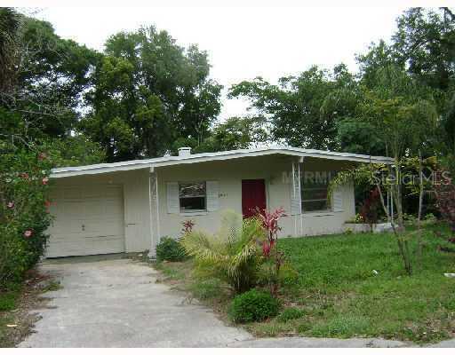 2207 Page Ave., Orlando, FL 32806