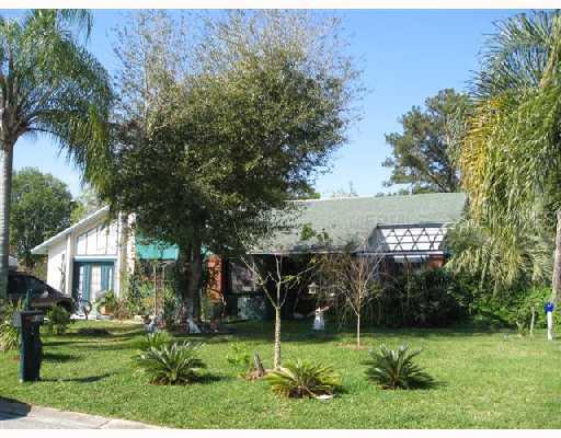 824 E Flag Ln., Kissimmee, FL 34759