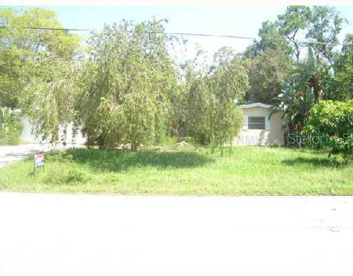 7235 N Leewynn Dr., Sarasota, FL 34240