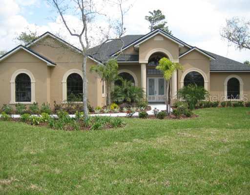 492 N Pine Meadow Dr., DeBary, FL 32713