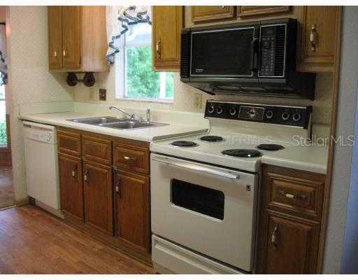 101 Captains Cove Cir., Debary, FL 32713