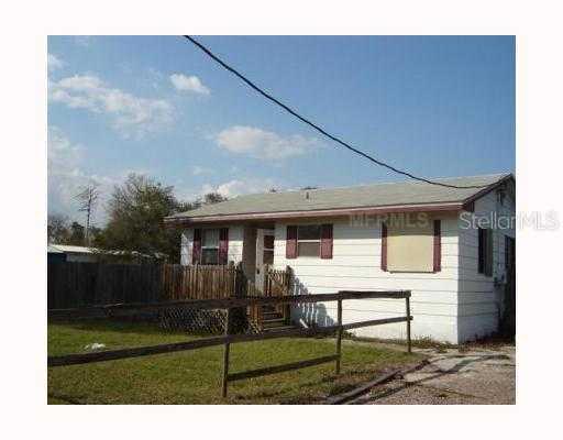 20715 SE 141 St., Umatilla, FL 32784
