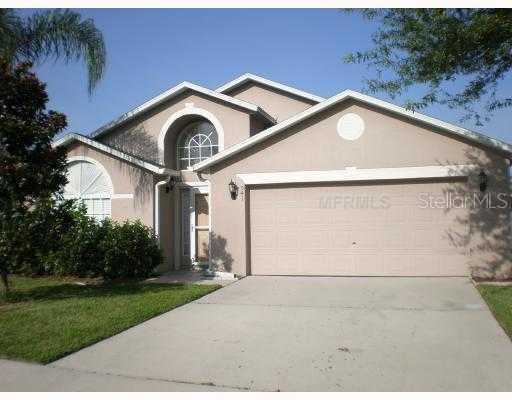 541 Farmingham, Oviedo, FL 32765