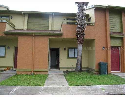 201 Royal Palm Dr., Kissimmee, FL 34743