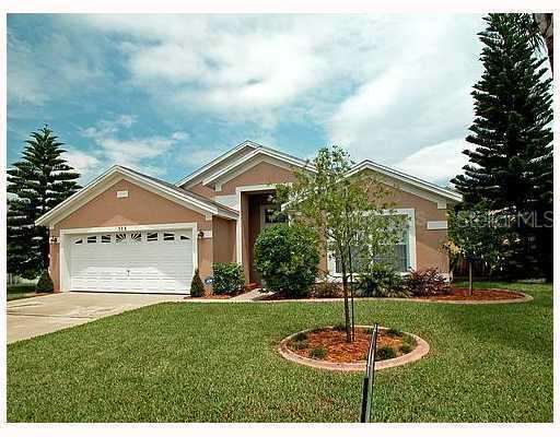 316 Prince Charles Dr., Davenport, FL 33837