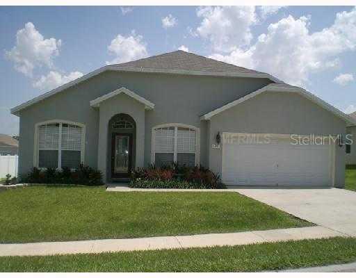 422 Ryans Ridge Ave, Eustis, FL 32726