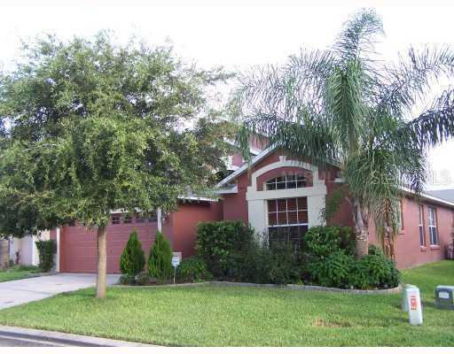 427 Lake Shore Pkwy., Davenport, FL 33896