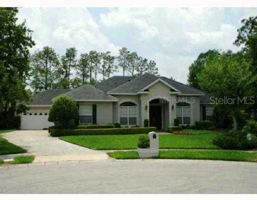 2040 Cotswold Dr., Orlando, FL 32825