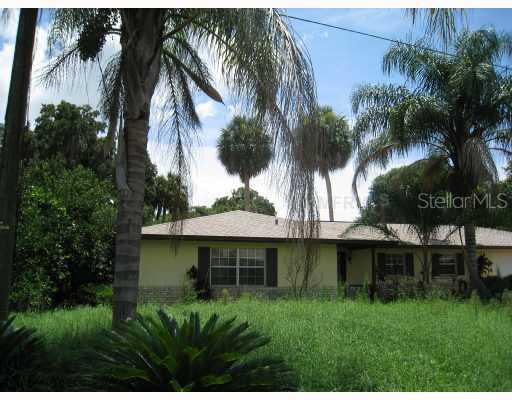 10908 Memory Ln., Tavares, FL 32778