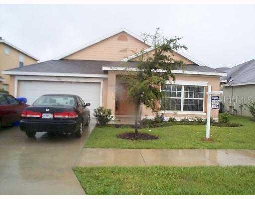 1237 Kellogg Dr., Tavares, FL 32778