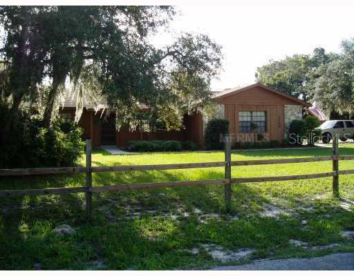 2340 Pine St., Oviedo, FL 32765