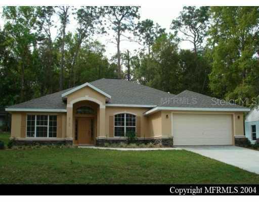 25124 Albia Ave., Sorrento, FL 32776