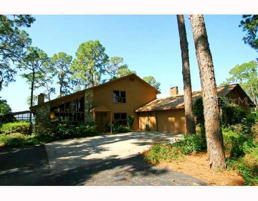 33525 Lakeshore Dr., Tavares, FL 32778