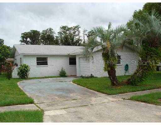 8437 Dimare Dr., Orlando, FL 32822