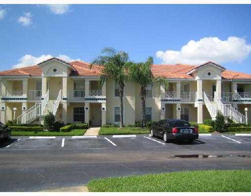 13814 Timberbrooke Dr. #104, Orlando, FL 32824