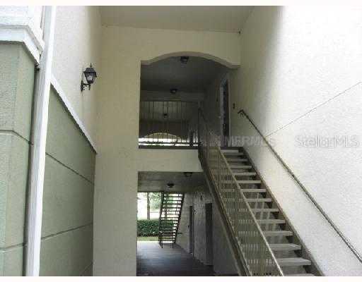 2197 Lake Debra Dr. #221, Orlando, FL 32835