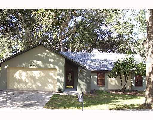 2378 Windsor Oaks Ave., Lutz, FL 33549