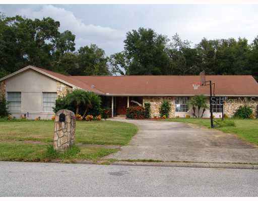 102 Hickory Dr., Longwood, FL 32779