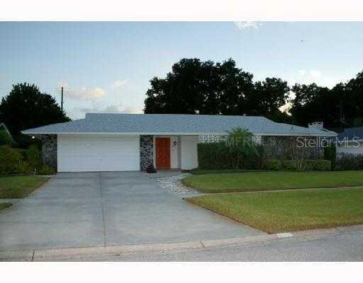 902 Sweetbriar Rd., Orlando, FL 32806