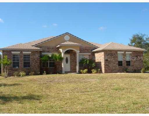 2025 Watersedge Dr., Deltona, FL 32738
