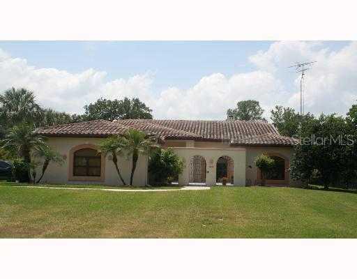 16238 E Shirley Shores Rd., Tavares, FL 32778