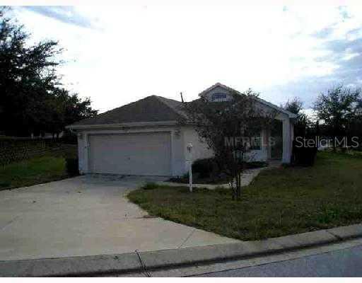 5671 Freeport Dr., Tavares, FL 32778