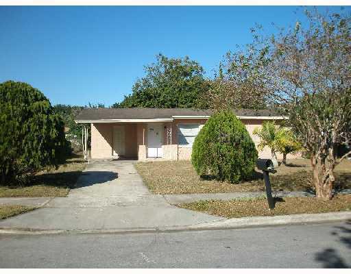 5317 Rosegay Ct., Orlando, FL 32811