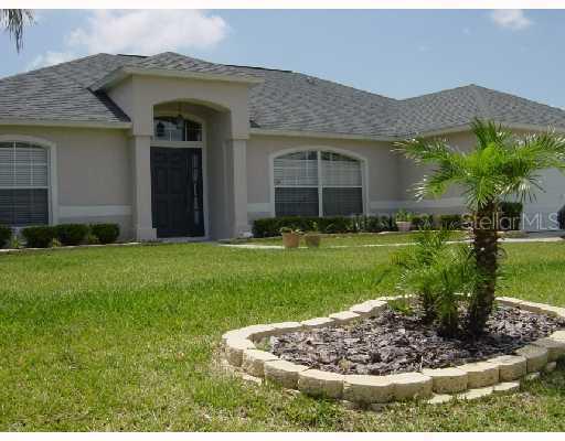 942 Lakeview Oaks Dr., Minneola, FL 34715