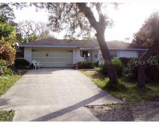 555 Kingway Dr., Deltona, FL 32725