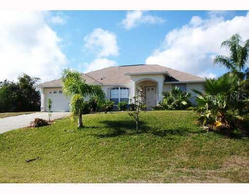 1860 Oakgrove Ave., Deltona, FL 32725