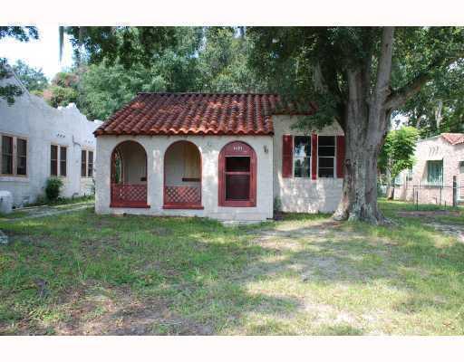 1121 26th St., Winter Haven, FL 33881