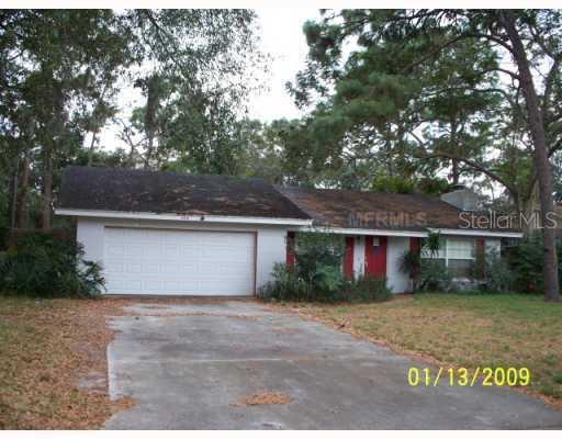 4916 Center Ln., Orlando, FL 32808
