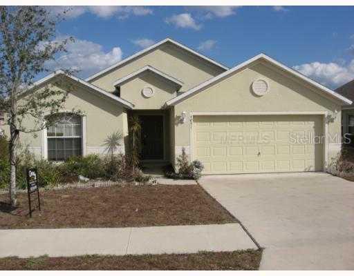 4091 Waltham Forest Dr., Tavares, FL 32778